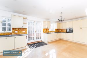 Kitchen- click for photo gallery